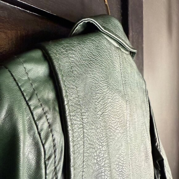 Blank NYC “Easy Rider” Green Faux Leather Moto Jacket NWT Size Medium - Picture 4 of 12